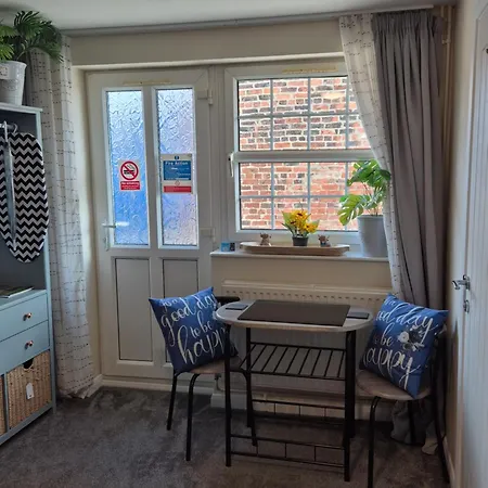 Heads In Beds, The Bull New Location Vale Of York, Carlton Miniott, Aparthotel Thirsk