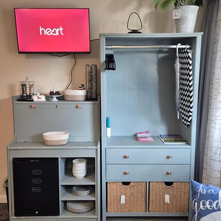 Heads In Beds, The Bull New Location Vale Of York, Carlton Miniott, Thirsk